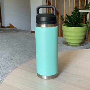 Yeti Seafoam 26 oz Rambler Water Bottle